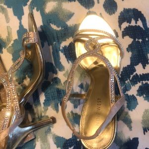 Pale gold Nine West heels